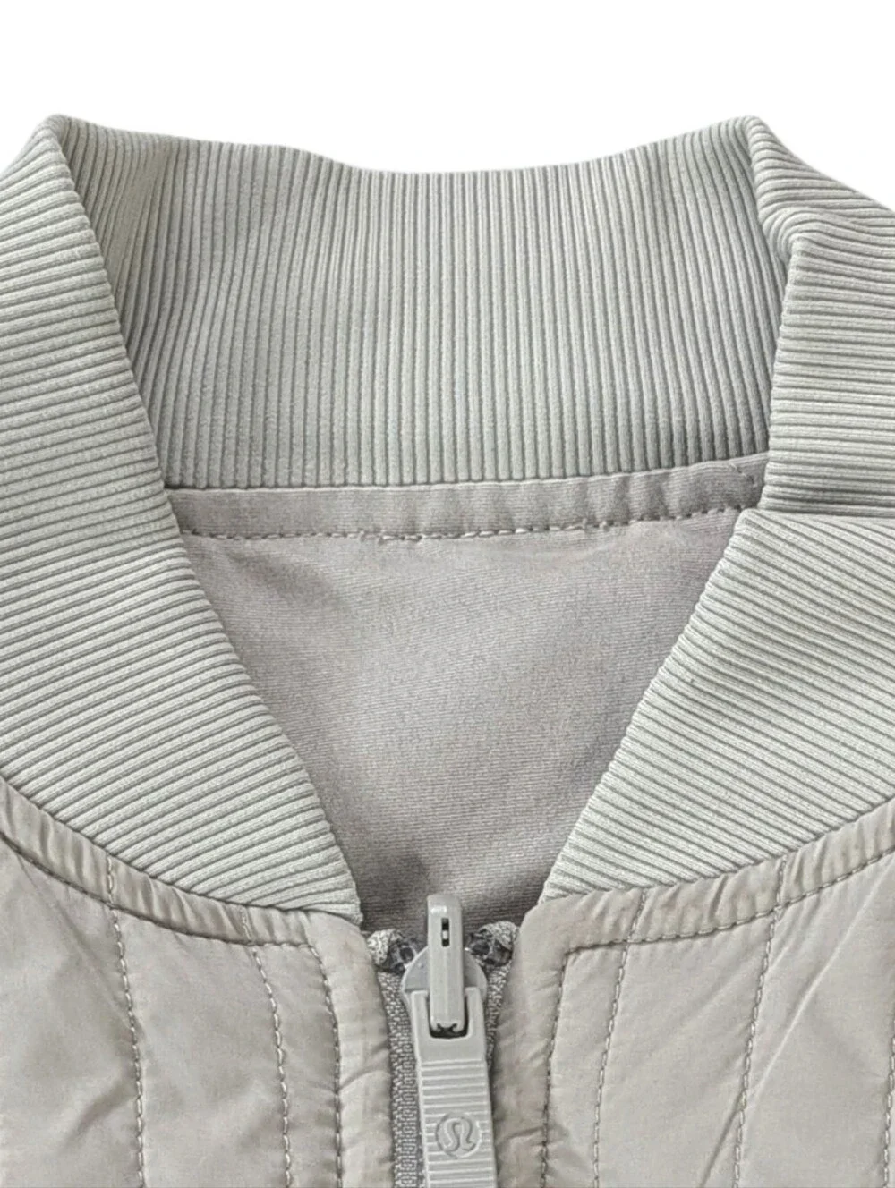 Lululemon Reversible Bomber Jacket Women’s Size 8 Quilted Zip Up